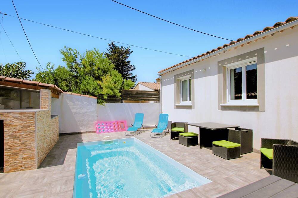 Awesome home in Morières les Avignon in Morières-lès-Avignon, Vaucluse