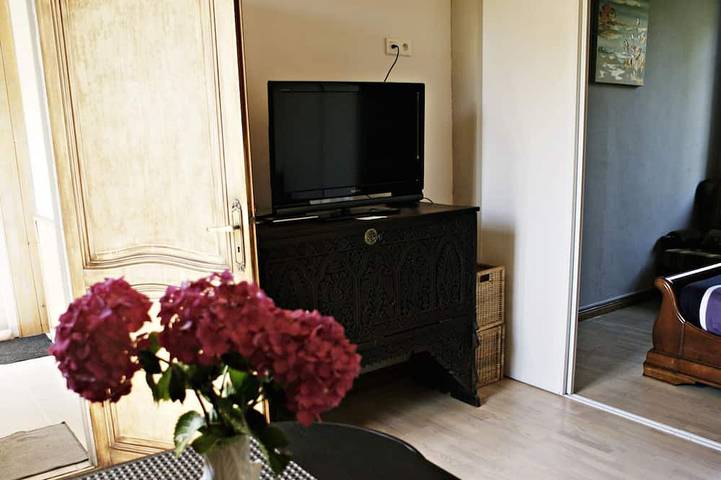 Gîte pour 3 personnes, avec Terrasse et Jardin à Plonéour-Lanvern - 2