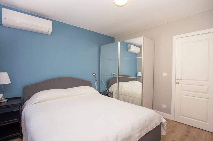 Apartamento entero, Modern 3Br Apartment · Bosphorus & Dolmabahçe View · Central Beyoğlu in Beyoğlu, Estambul