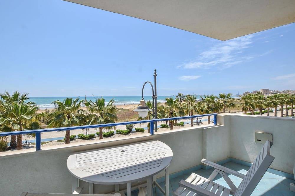 Ganze Wohnung, Lovely apartment in Pozzallo with house sea view in Pozzallo, Ragusa Provinz
