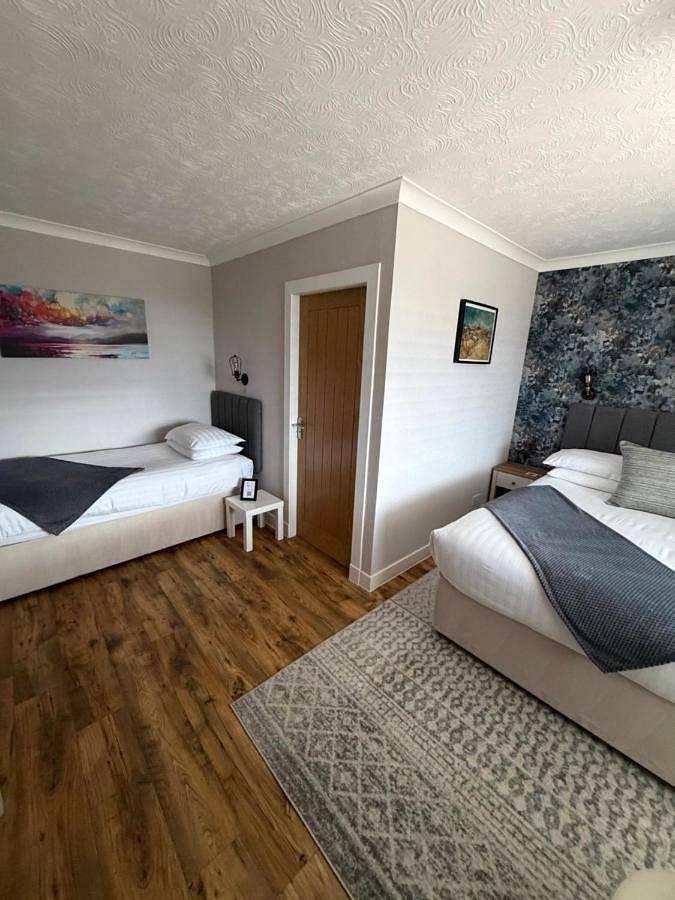 Chambre d’hôte pour 2 personnes, avec jardin et terrasse ainsi que vue et vue sur le lac à Fort William - 3