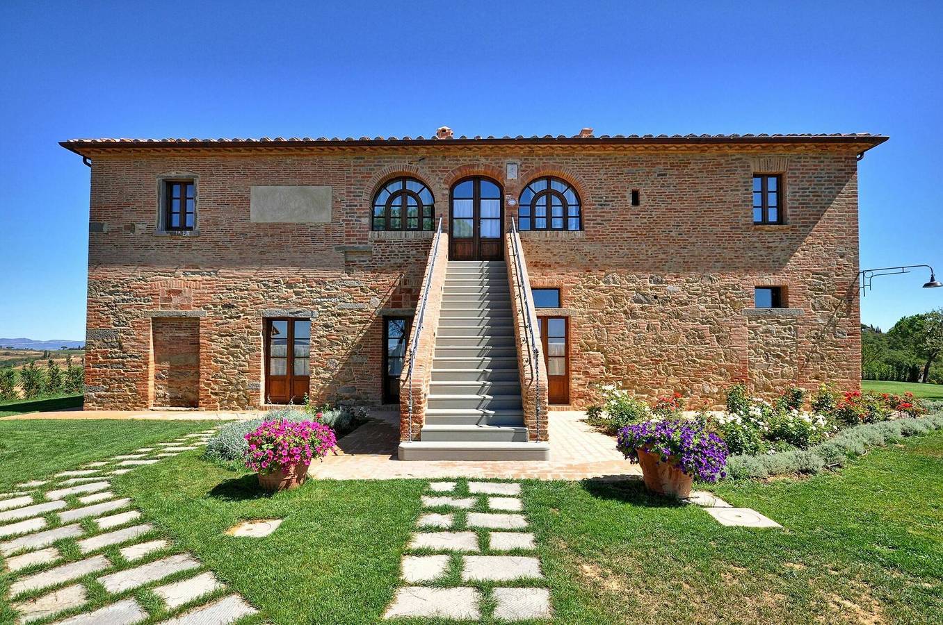 Entire holiday apartment, Podere Romina - Belvedere Apartment in Arezzo Province