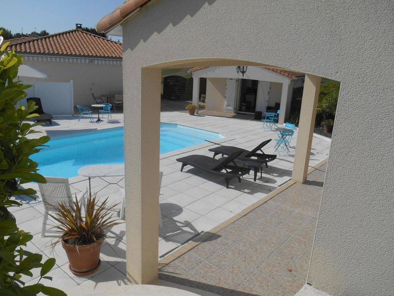 Chambres d'hôtes La Cozy in Cozes, Région de Saintes