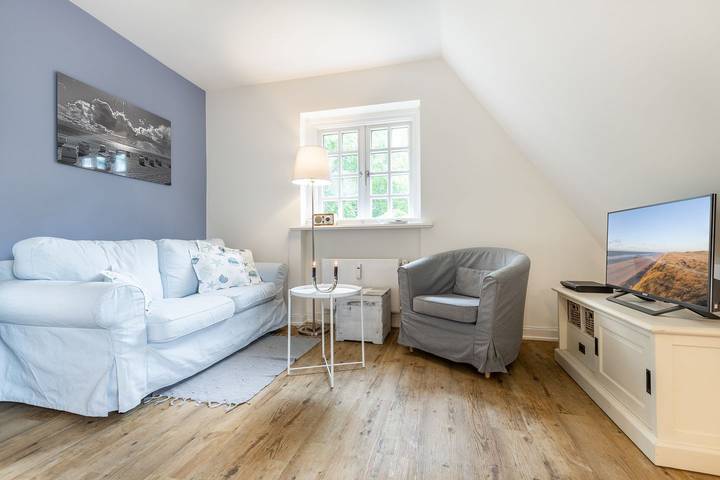 Ganze Wohnung, Auszeit im Takerhof - Ferienwohnung in wunderschöner Südlage in Keitum in Keitum, Sylt (Gemeinde)