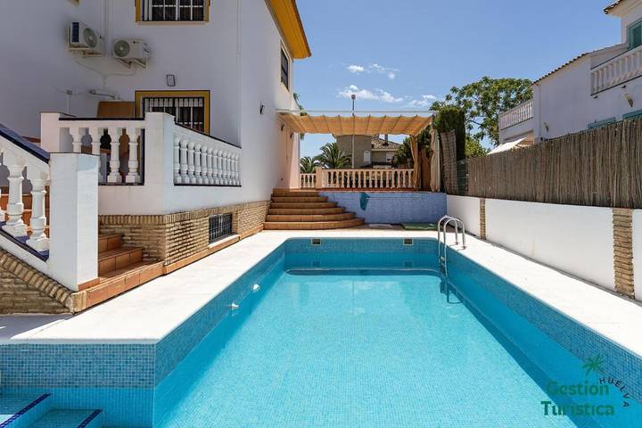 Maison de vacances pour 14 personnes, avec piscine ainsi que jardin et vue - 1