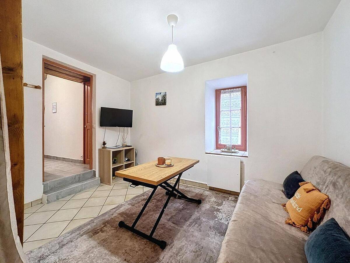 Appartement entier, Two-Bedroom Apartment in Clermont-Ferrand, Parc naturel régional des Volcans d'Auvergne