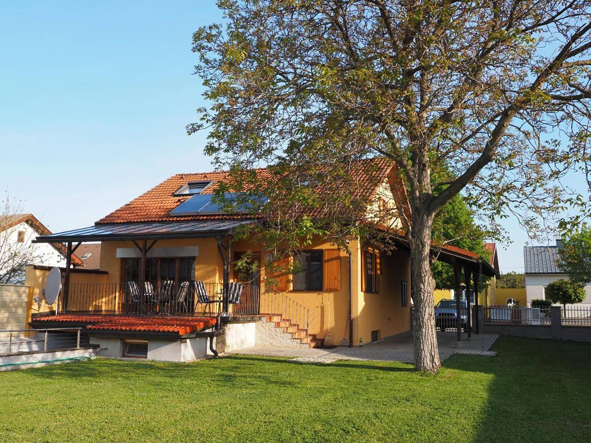 Ferienhaus Michi in Sankt Andrä am Zicksee, Neusiedlersee-Hügelland