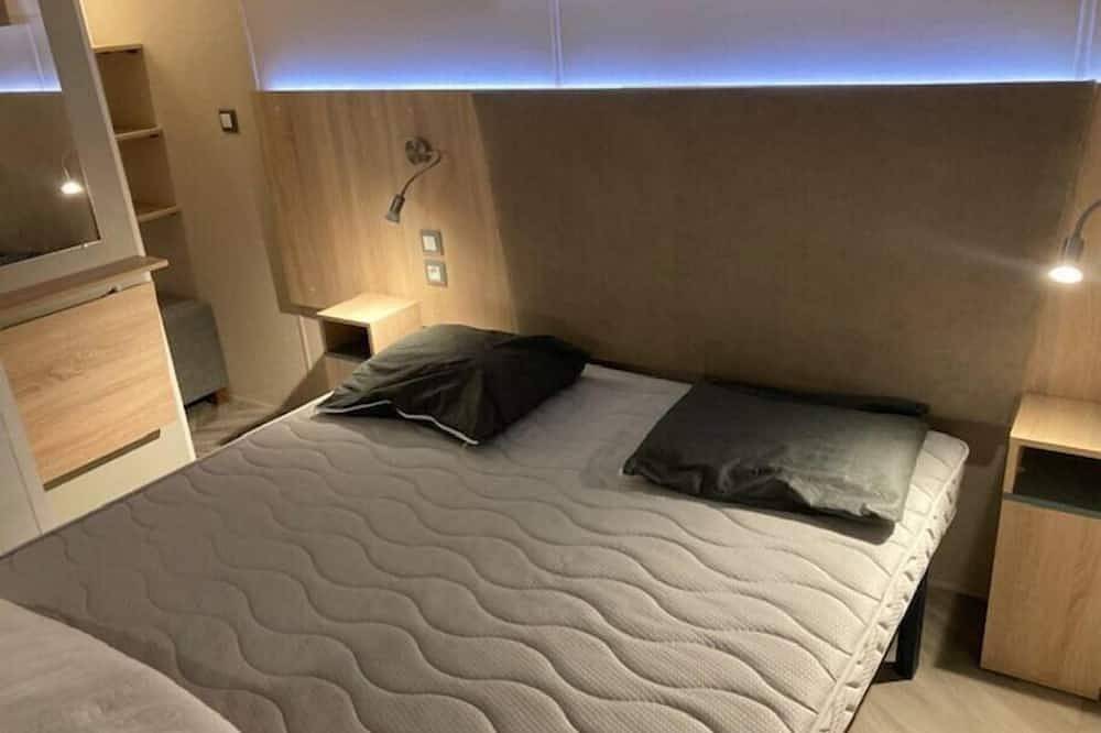 18 Mobil Home Luxe Panoramique calme nature 4personnes in Bédarieux, Béziers region