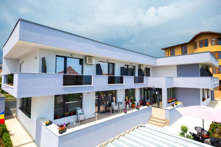 Maison d’hôte pour 4 personnes, avec jardin ainsi que vue et vue sur le lac dans Constanța