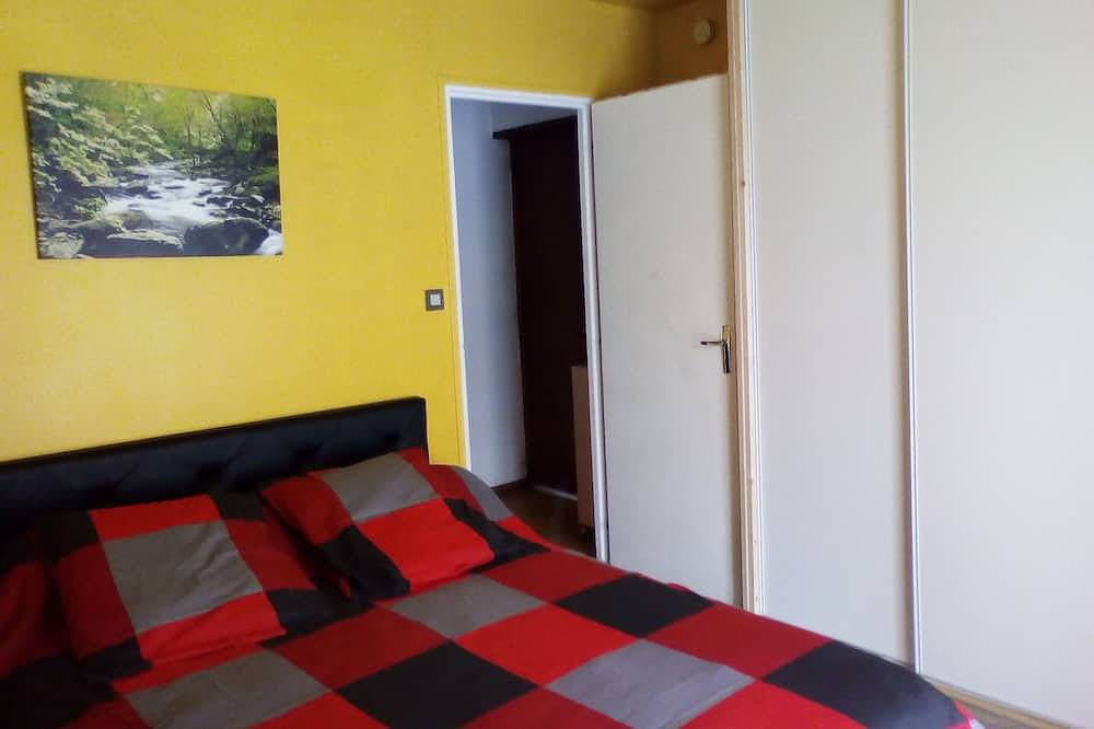 Appartement entier, T2 42m2 dans résidence 150m télécabines et 100 m établissement Thermal le Teich in Ax-les-Thermes, Pyrénées