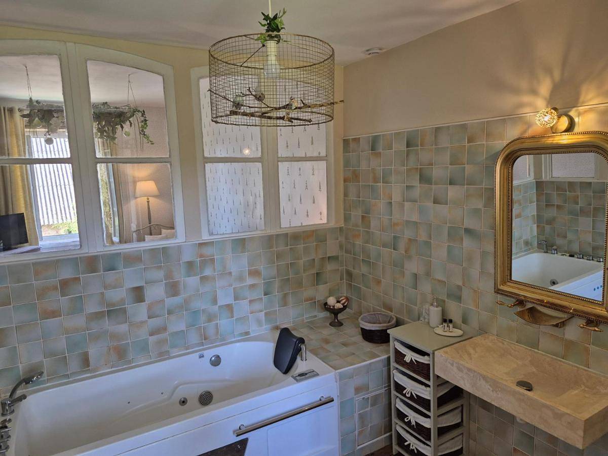 Apartment with Garden View in Bromont-Lamothe, Parc naturel régional des Volcans d'Auvergne