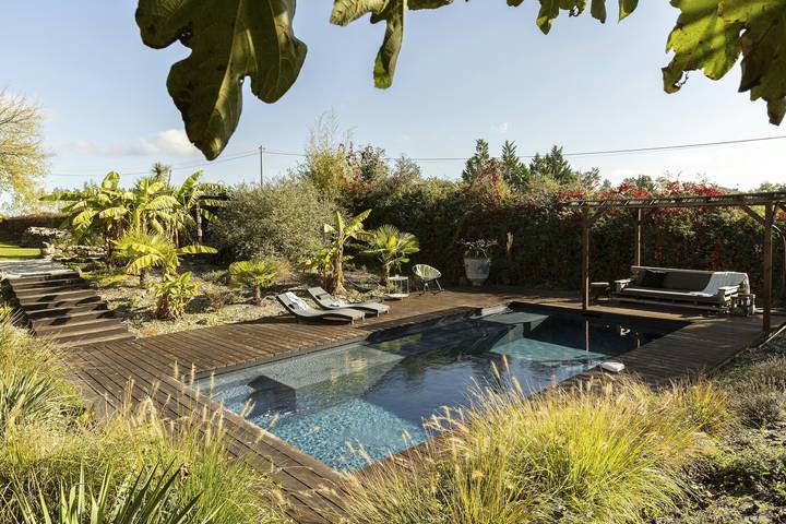 Location de vacances pour 10 personnes, avec Terrasse ainsi que Jardin et Sauna à Saint-Martin-de-Gurson