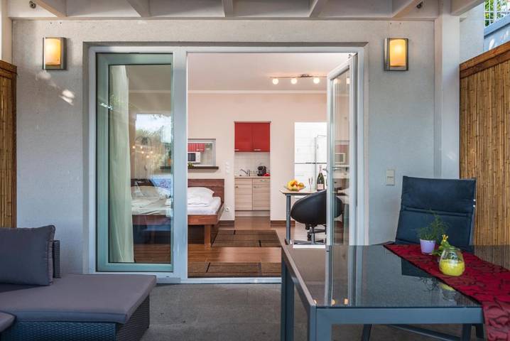 Ferienwohnung für 2 Personen, mit Balkon und Terrasse sowie Pool und Seeblick in Wien - 4