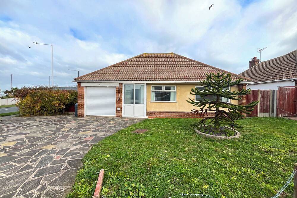 Springfield Bungalow in Botany Bay, Kent
