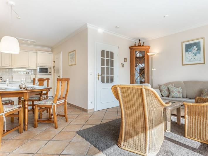 Ganze Ferienwohnung, Haus Carina, App. 55 - 3-Raum Appartement im Erdgeschoss und Untergeschoss mit ca. 65m² in Nordfriesische Inseln (Schleswig-Holstein) (Schleswig-Holstein), Wenningstedt