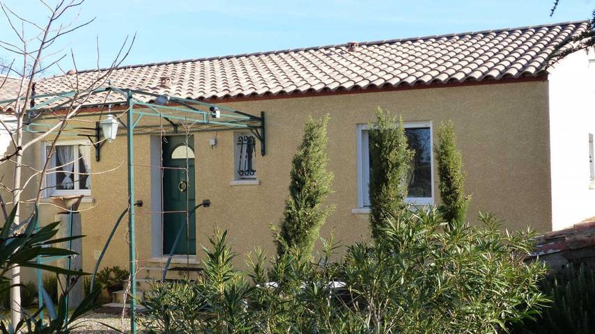 Gîte pour 4 personnes, avec terrasse à Peyriac-Minervois