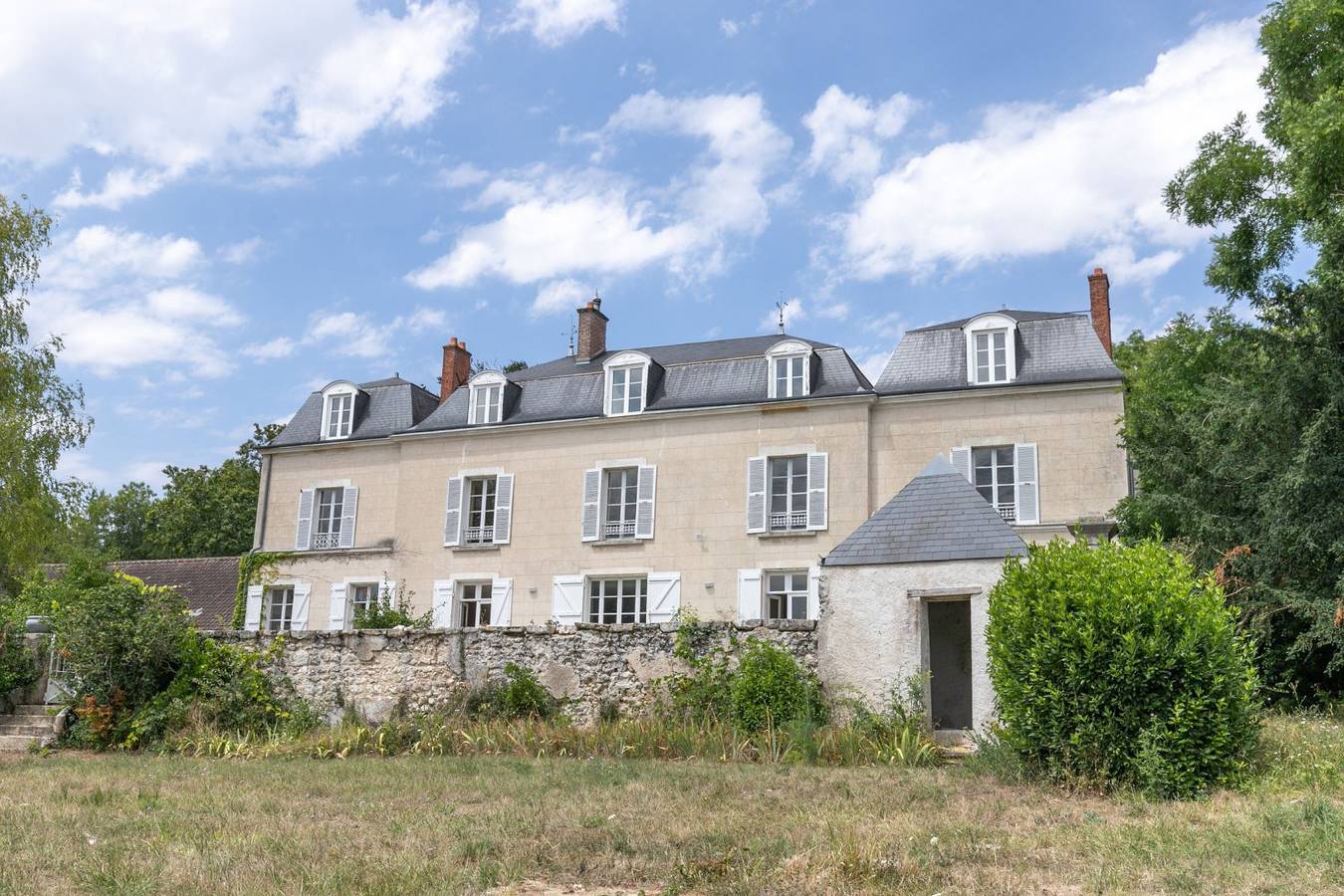 Grande bâtisse, séjour au château - piscine in Cellettes, Région de Blois