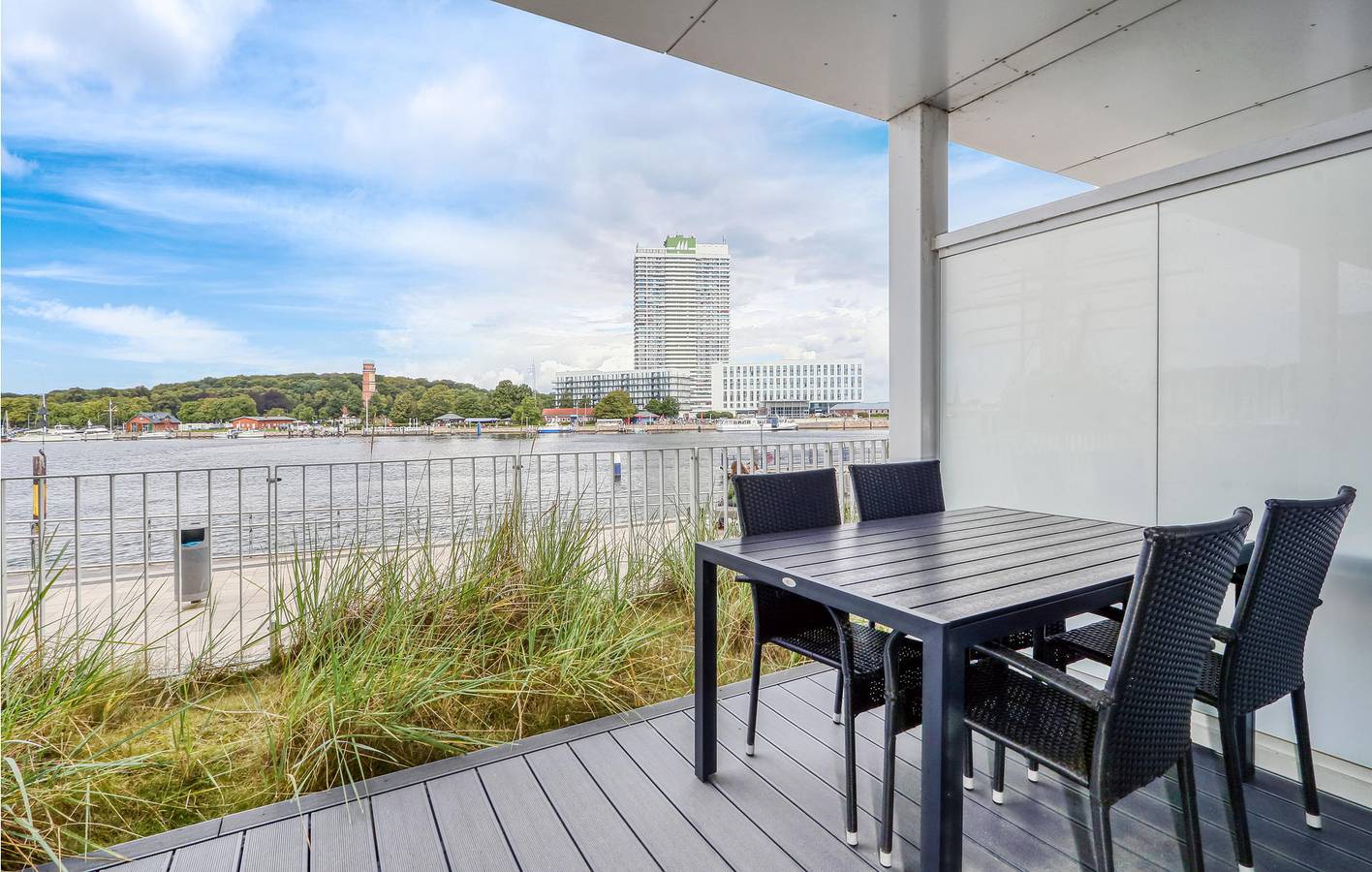 Apartamento vacacional entero, Gozo junto a la playa: a 100 m del paseo marítimo Strand Priwall in Priwall, Bahía de Lübeck