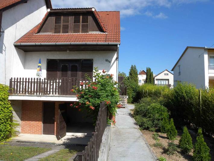 Ferienhaus für 7 Personen, mit Garten in Balatonalmadi