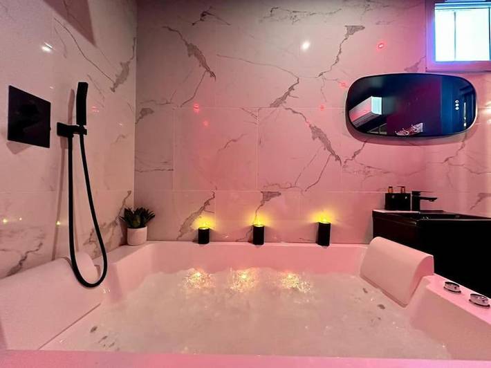 Gîte pour 4 personnes, avec jacuzzi à Esbly - 3