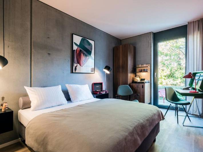 Hotel für 4 Personen, mit Terrasse und Garten sowie Pool in Dreiländereck - 2