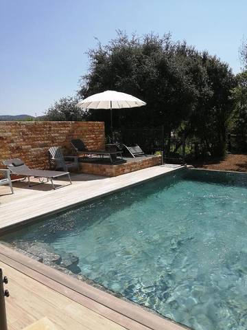Maison de campagne pour 2 personnes, avec piscine et terrasse ainsi que jardin et vue dans l' Hérault