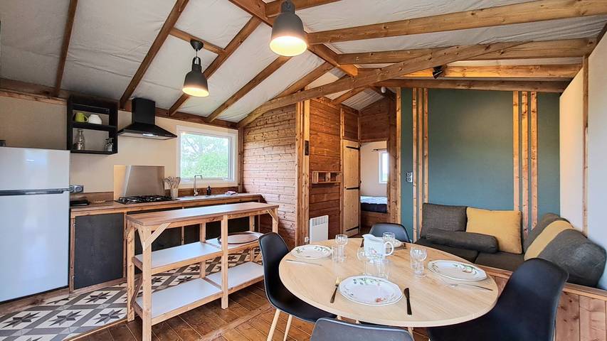 Gîte pour 4 personnes, avec jardin dans Malleville-les-Grès - 2