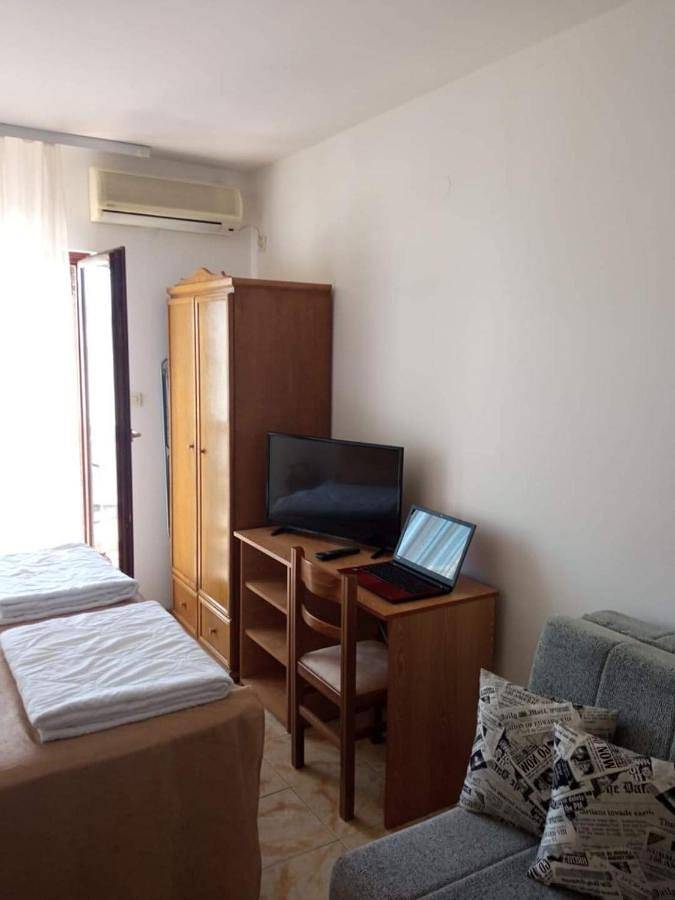 Entire apartment, Villa N in Budva, Opština Budva