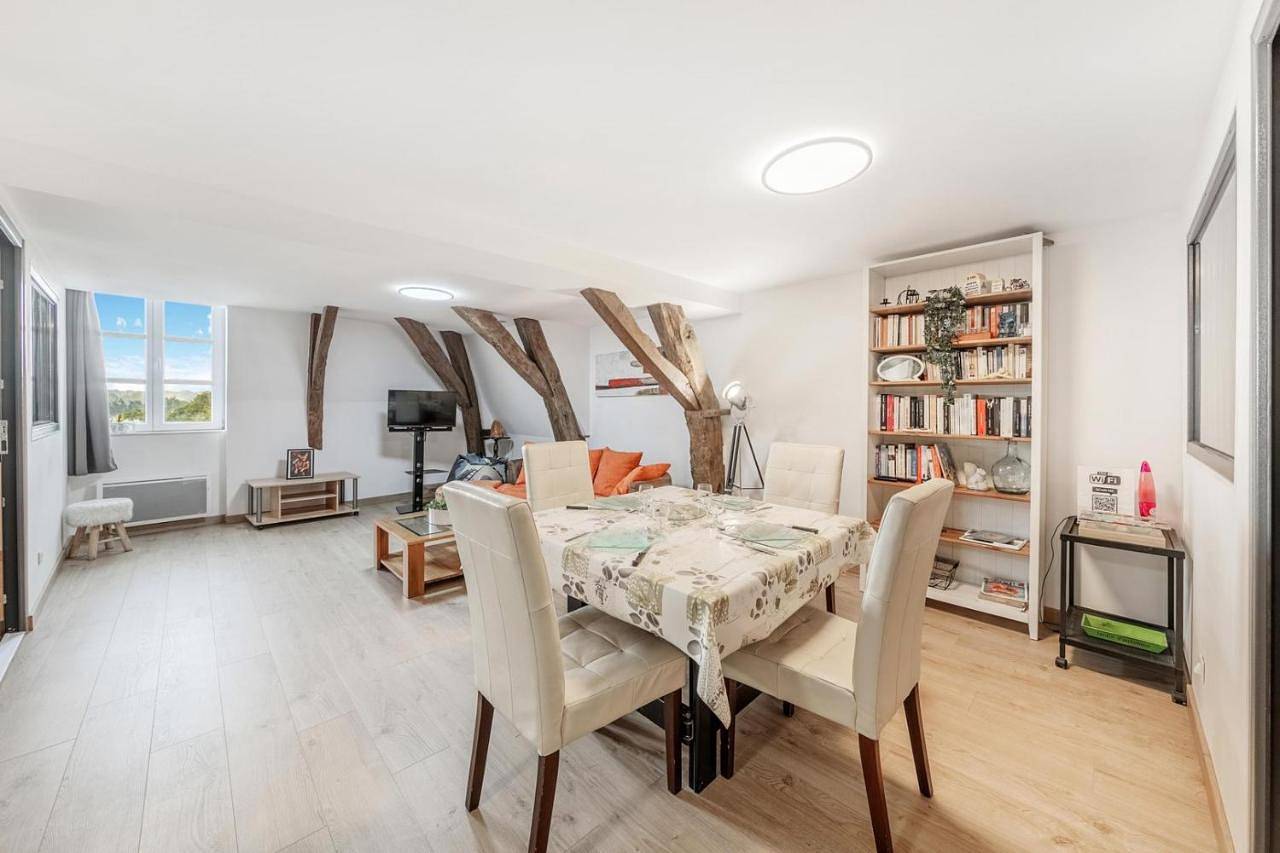 Appartement entier, Apartment in Redon, Région de Redon