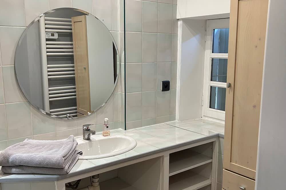 Appartement entier, Duplex climatisé aux portes de Provence in Cliousclat, Région de Valence