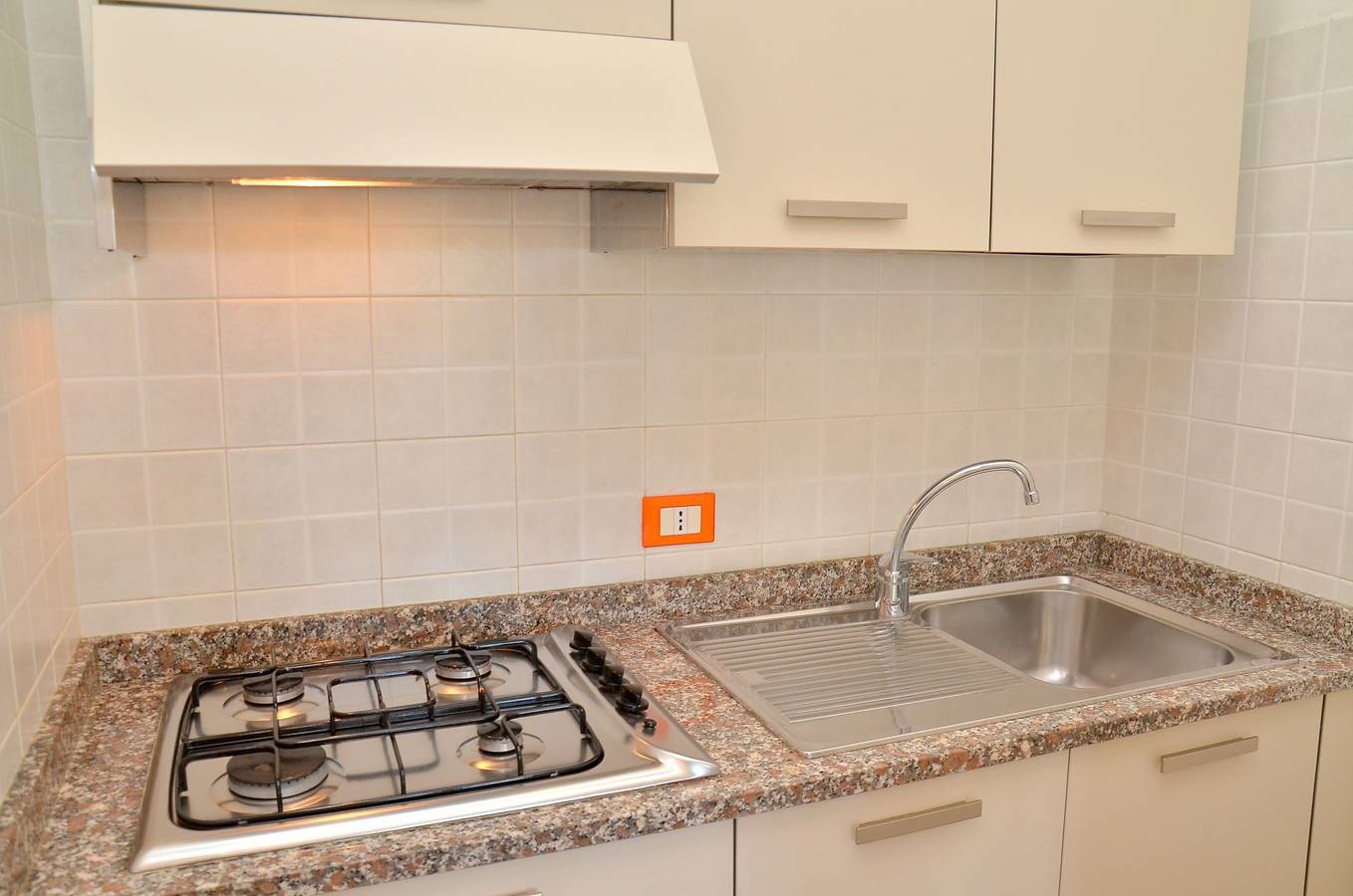 Ganze Ferienwohnung, Ferienwohnung für 5 Personen mit Terrasse in Bibione, Venedig Provinz