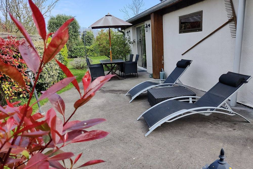 Pequeña casa clasificada 3 orejas, terraza y wifi gratis, vales de vacaciones in Saint-Lunaire, Región de Saint-Malo