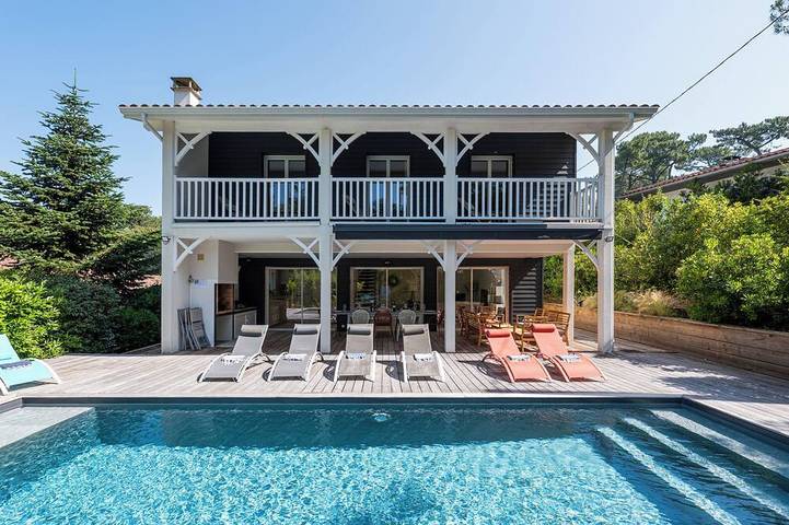 Location de vacances pour 10 personnes, avec jardin dans Plage de l'Herbe
