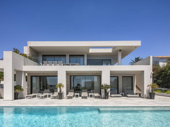 Villa für 12 Personen, mit Garten und Balkon in Santa Maria