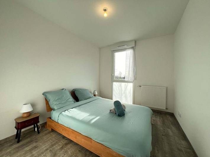 Gîte pour 4 personnes, avec jardin ainsi que terrasse et vue sur le lac à Frouzins - 4