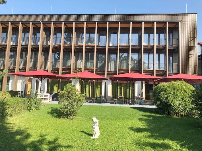 BnB für 3 Personen, mit Terrasse und Garten in Rosenheim