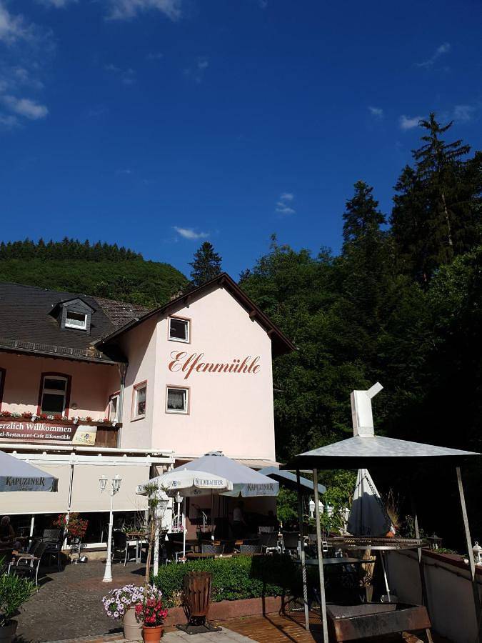 Ferienhaus für 2 Personen, mit Terrasse und Garten sowie Pool und Ausblick in Bad Bertrich - 4