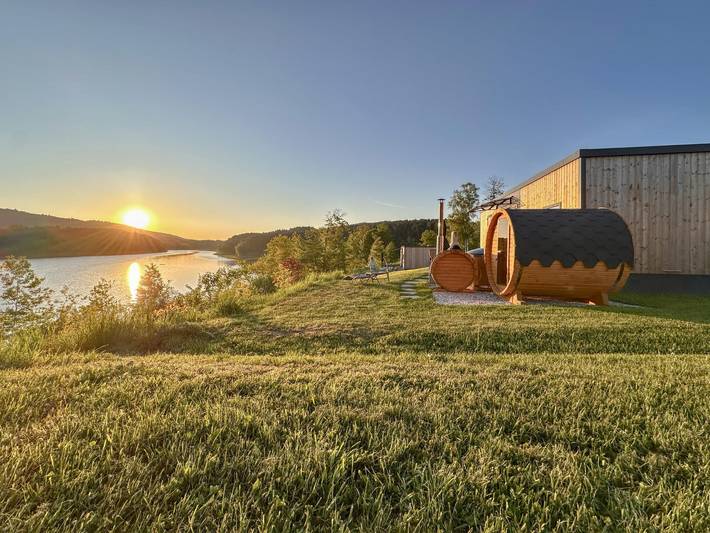 Ferienhaus für 6 Personen, mit Whirlpool und Sauna sowie Garten und Terrasse in Neunburg vorm Wald