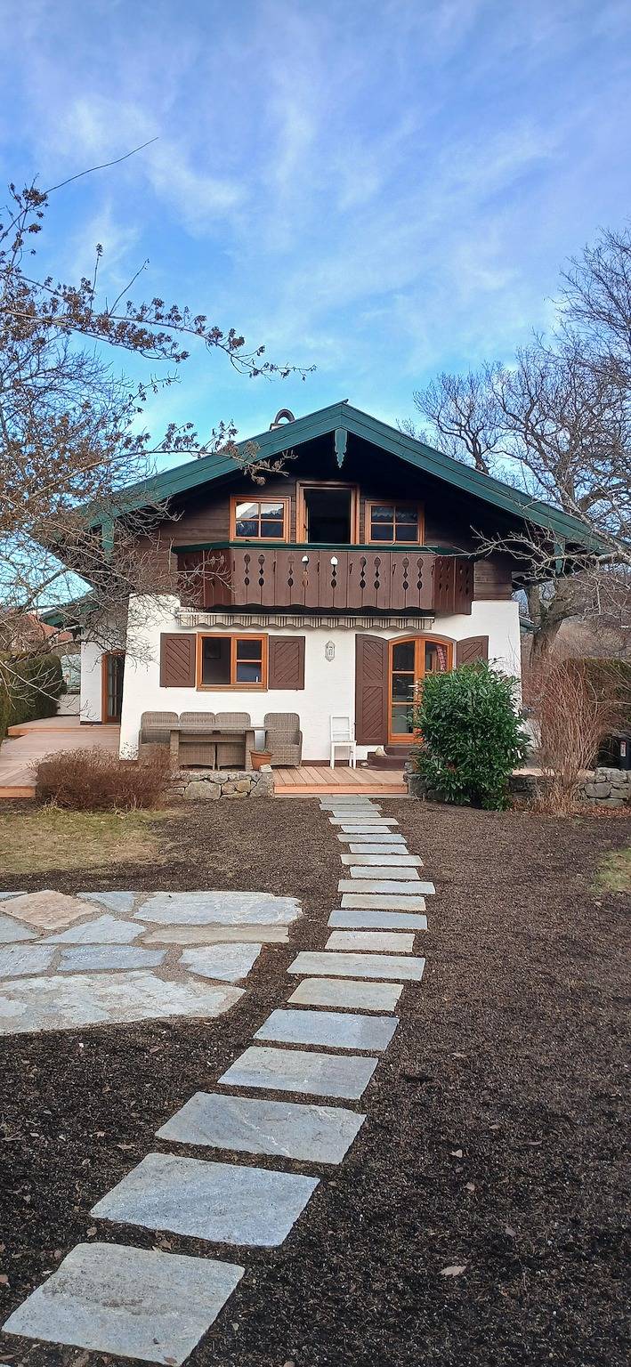 Ganze Ferienwohnung, Ferienhaus Achendamm - Sylt Ferienhaus Achendamm vier separate Schlafzimmer und Bäder in Schleching, Bayerische Alpen