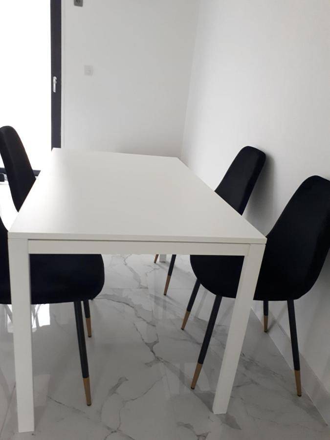 Location de vacances pour 5 personnes, avec terrasse à Savigny-le-Temple - 4