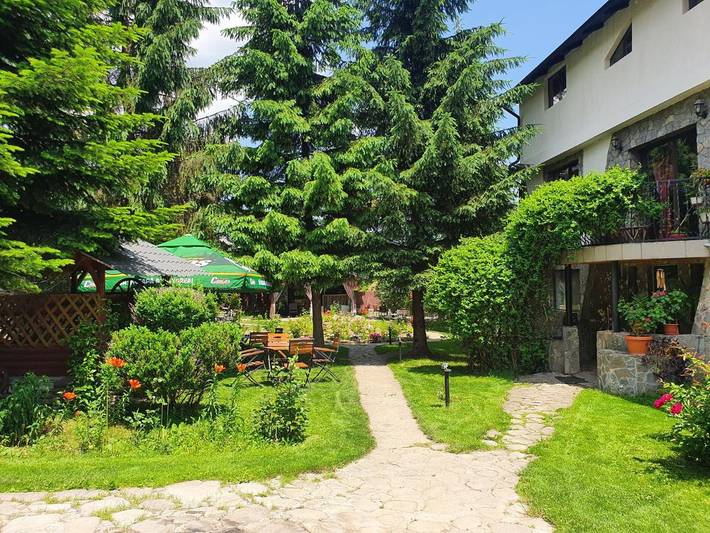 B&b per 3 persone, con idromassaggio e giardino nonché sauna in Romania