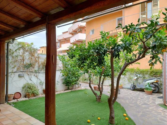 Casa de vacaciones para 4 personas, con vistas y jardín - 1