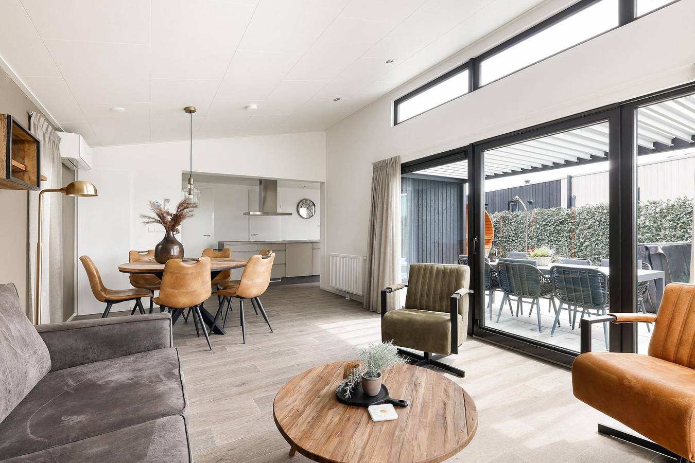 Luxe 6-persoons villa met sauna in Nunspeet op een park aan het Veluwemeer in Nunspeet, Veluwe