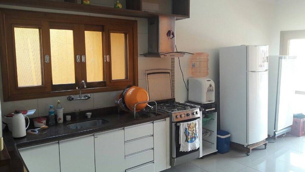 Strandhaus Zur Miete Der Saison Mit Swimmingpool Und Grill in Itanhaém, Baixada Santista