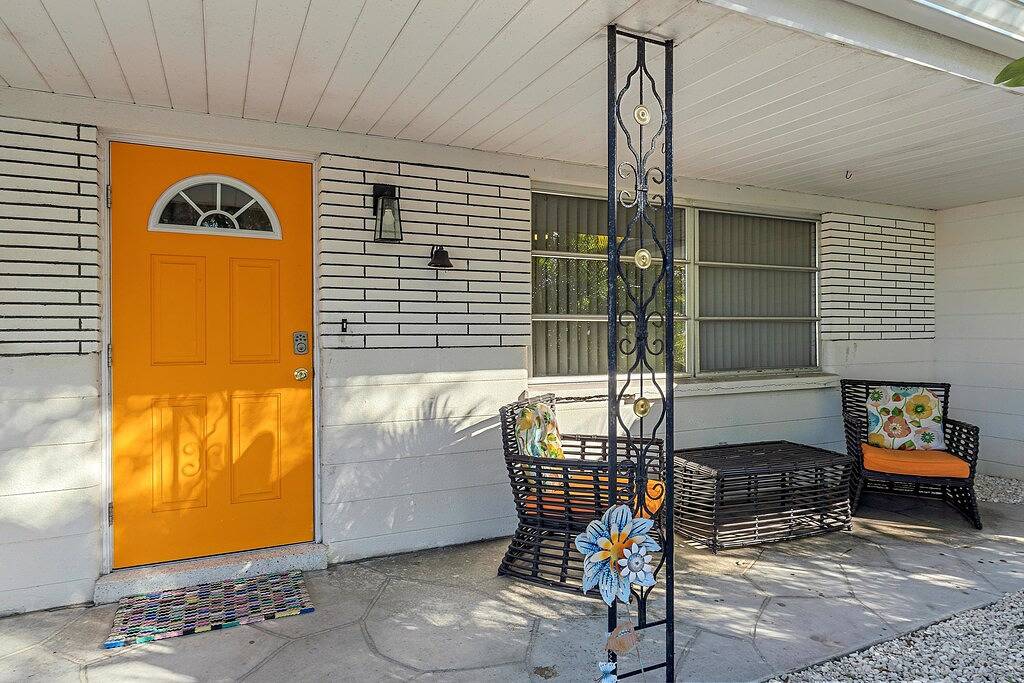 Sandy Feet Retreat | Private Pool + Ping Pong! in Sarasota, Sarasota County