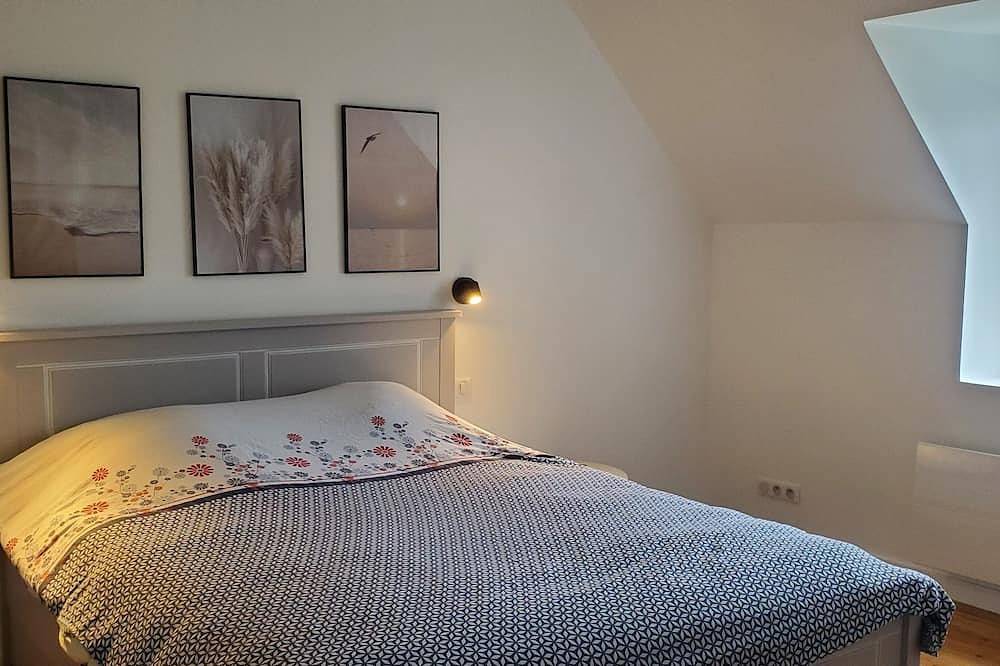 Maison de Pêcheur Entièrement Rénovée Proche Plage in Treffiagat, Quimper region