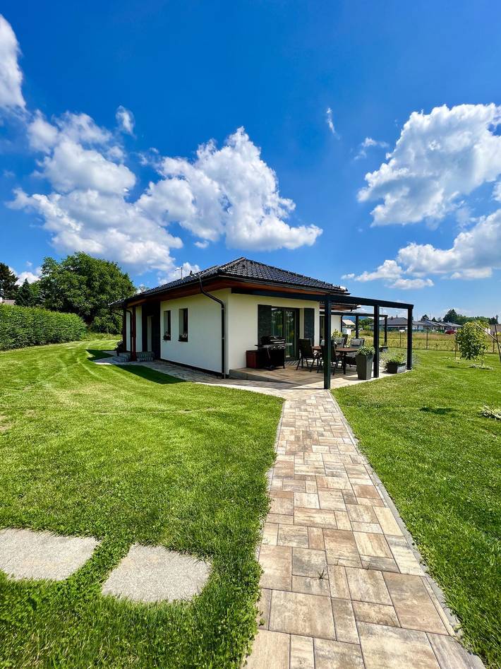 Ganze Wohnung, Ferienwohnung für 2 Personen mit Garten in Hirschberg am See, Region Liberec