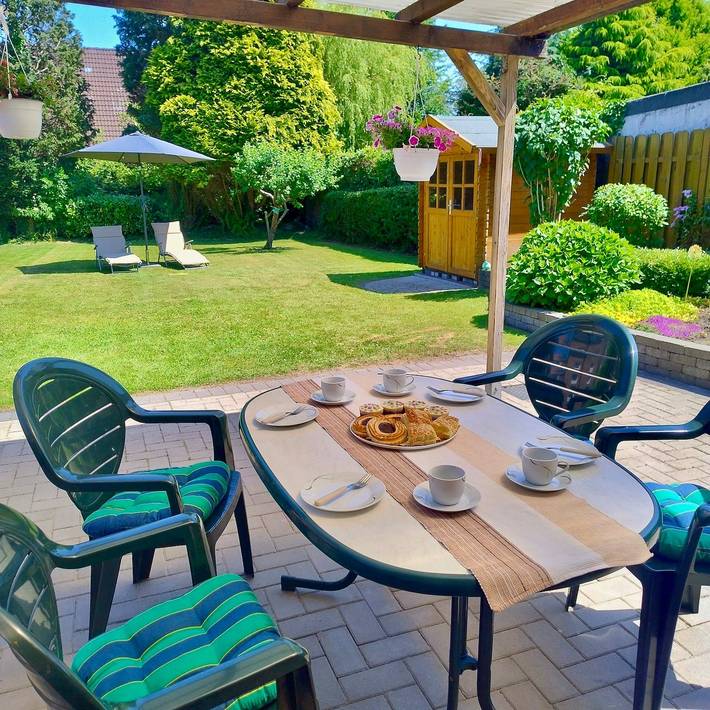 Ferienhaus für 6 Personen, mit Terrasse und Garten in Hage - 3