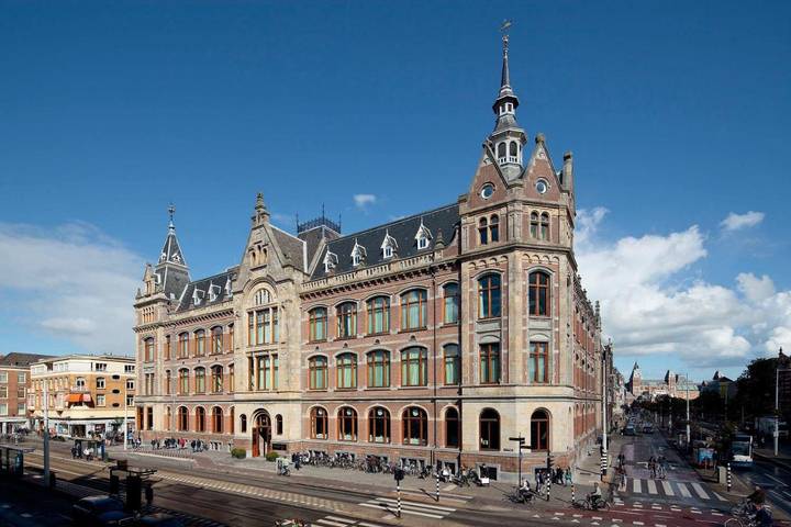 Hotel voor 5 personen, with zwembad and terras as well as sauna and whirlpool in Amsterdam Zuid