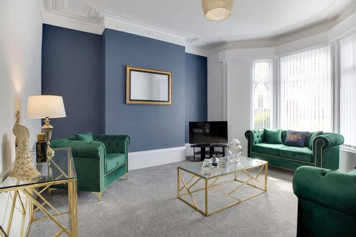Spacious Home for Groups   Contractors  Free Wifi in Sunderland